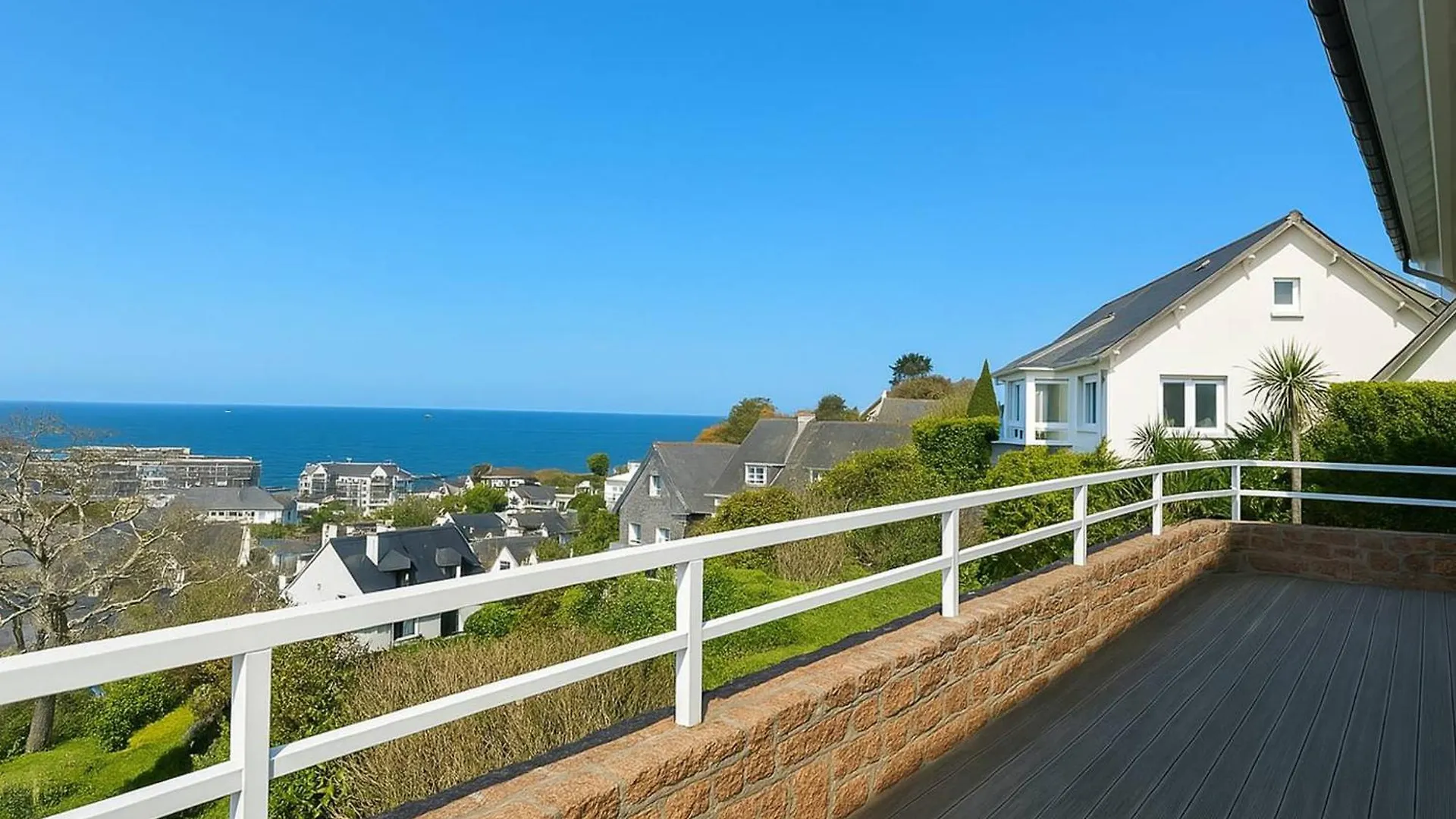 Villa A Perros-Guirec Avec Vue Mer, Jardin, Terrasse, 400M De La Plage, Wifi - Fr-1-368-42